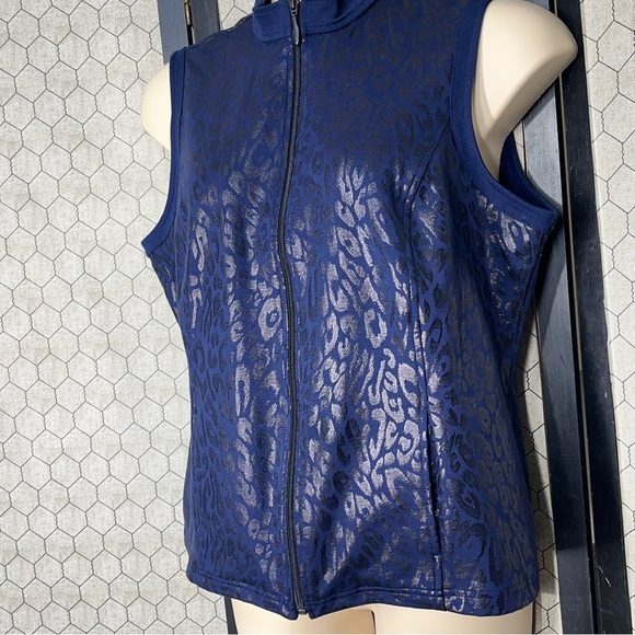 Weekends By Chico’s Animal Print Vest - Picture 2 of 10